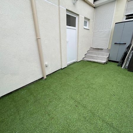 Maisonette De 25M2 A La Porte De Paris Gentilly Exterior photo